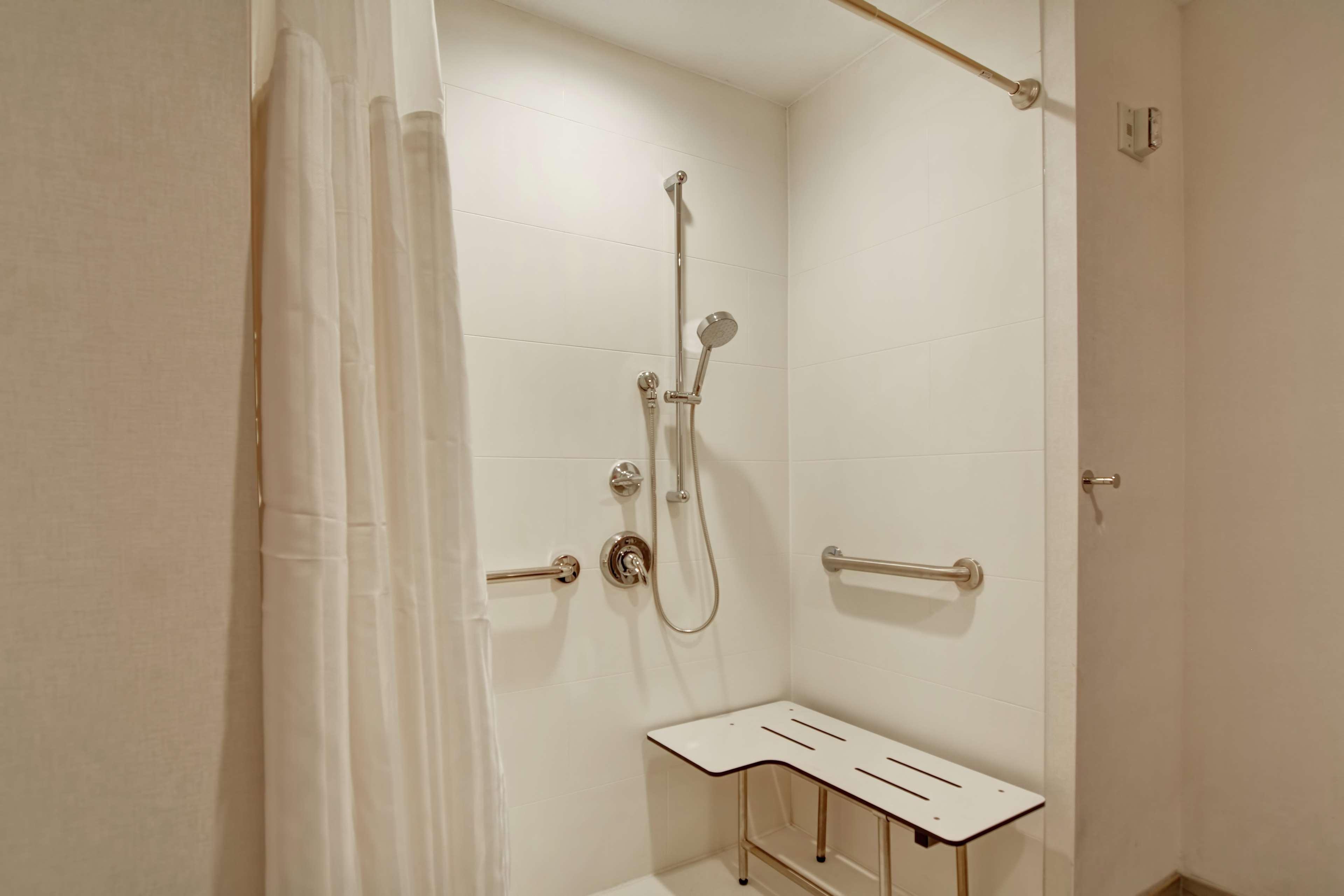 Hilton Garden Inn Princeton Lawrenceville Exterior photo