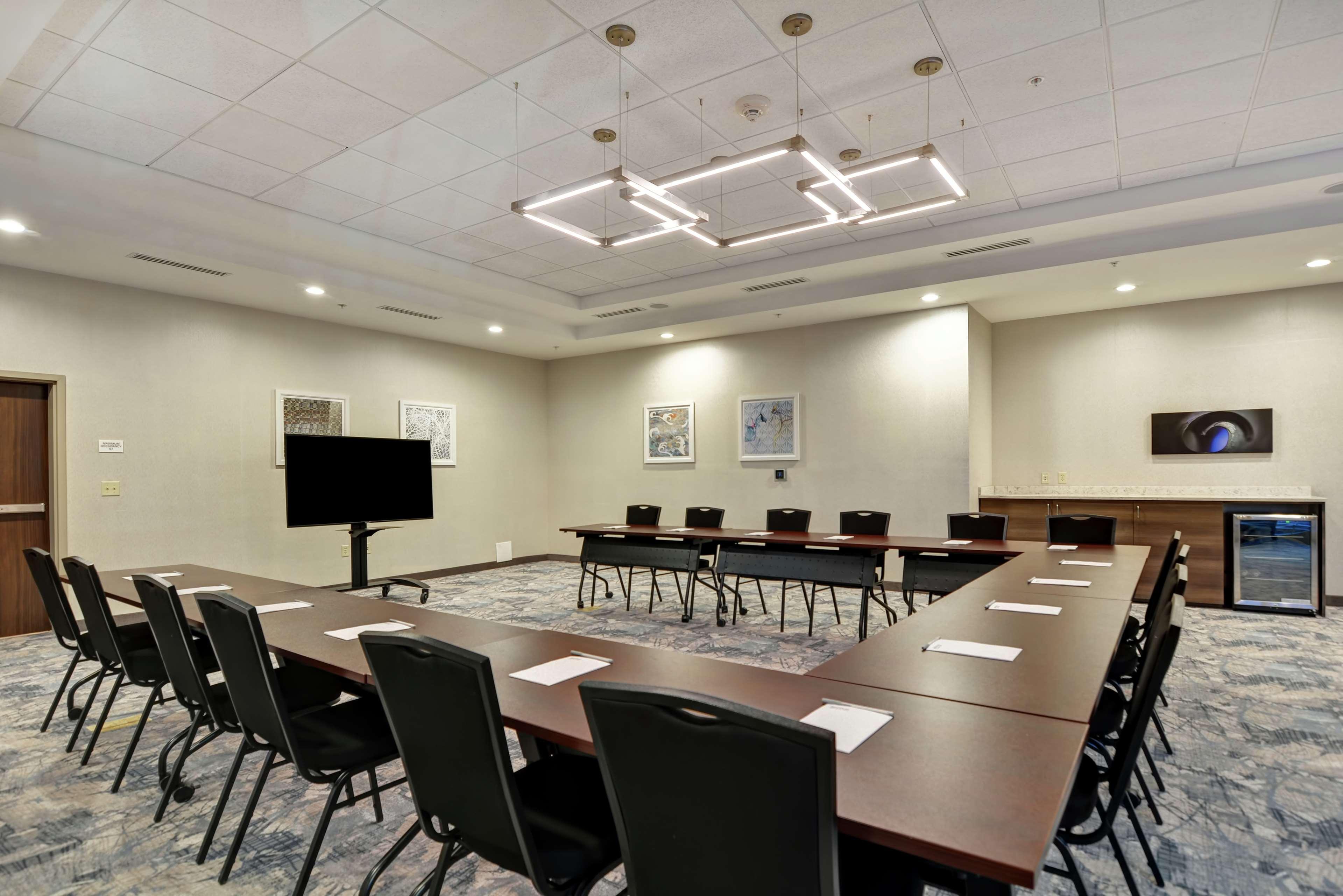 Hilton Garden Inn Princeton Lawrenceville Exterior photo